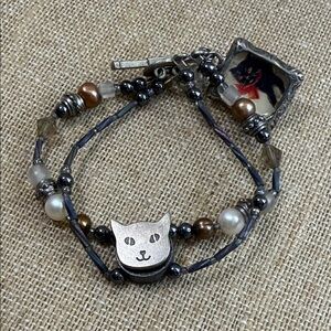 Fashion Jewelry Cat Charm Beaded Bracelet - Black, Brown, Silver, Pearl